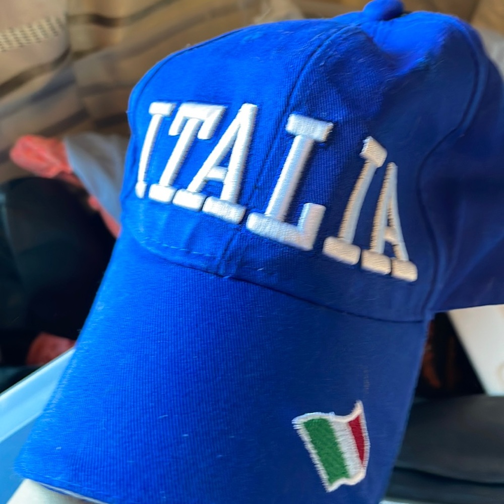 Blue tourist Italy hat